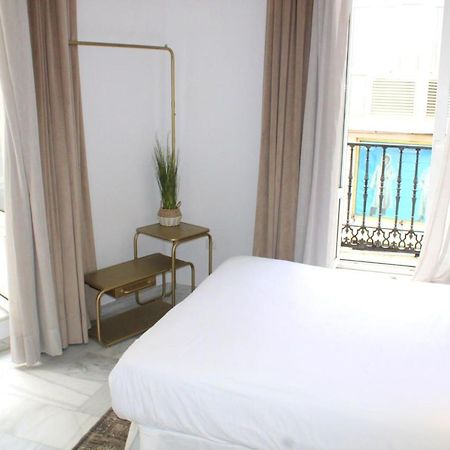Hostal Roomsole Siviglia Esterno foto