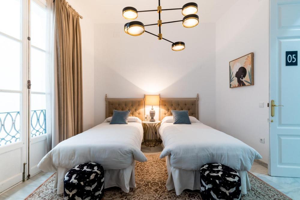 Hostal Roomsole Siviglia Esterno foto