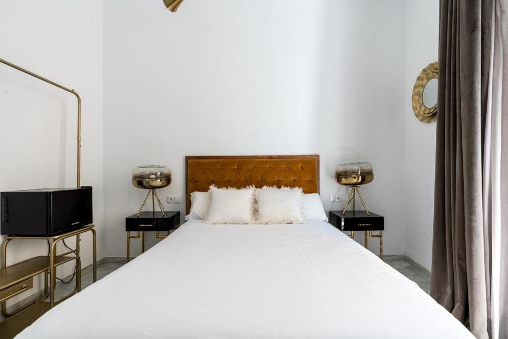Hostal Roomsole Siviglia Esterno foto