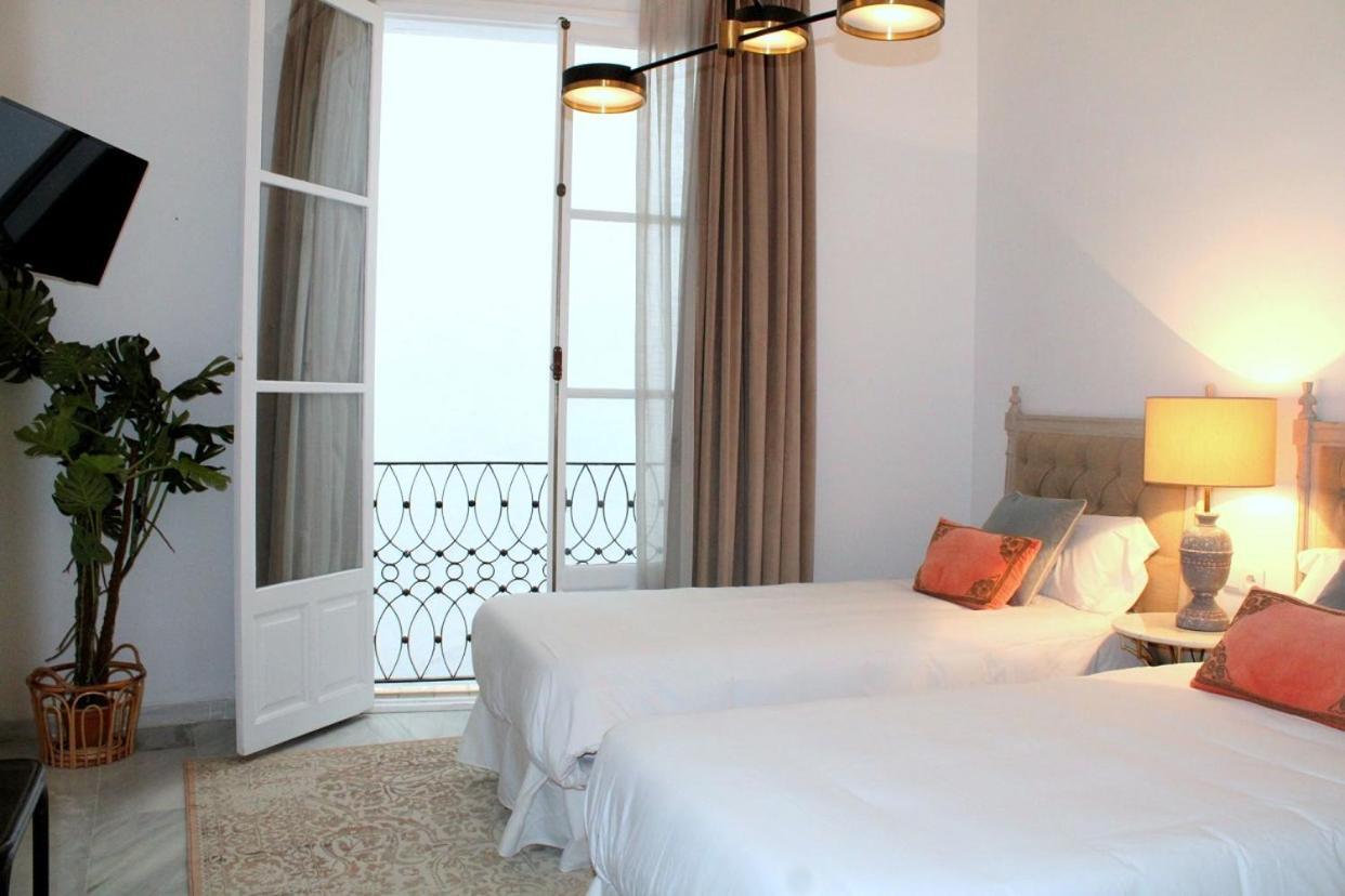 Hostal Roomsole Siviglia Esterno foto