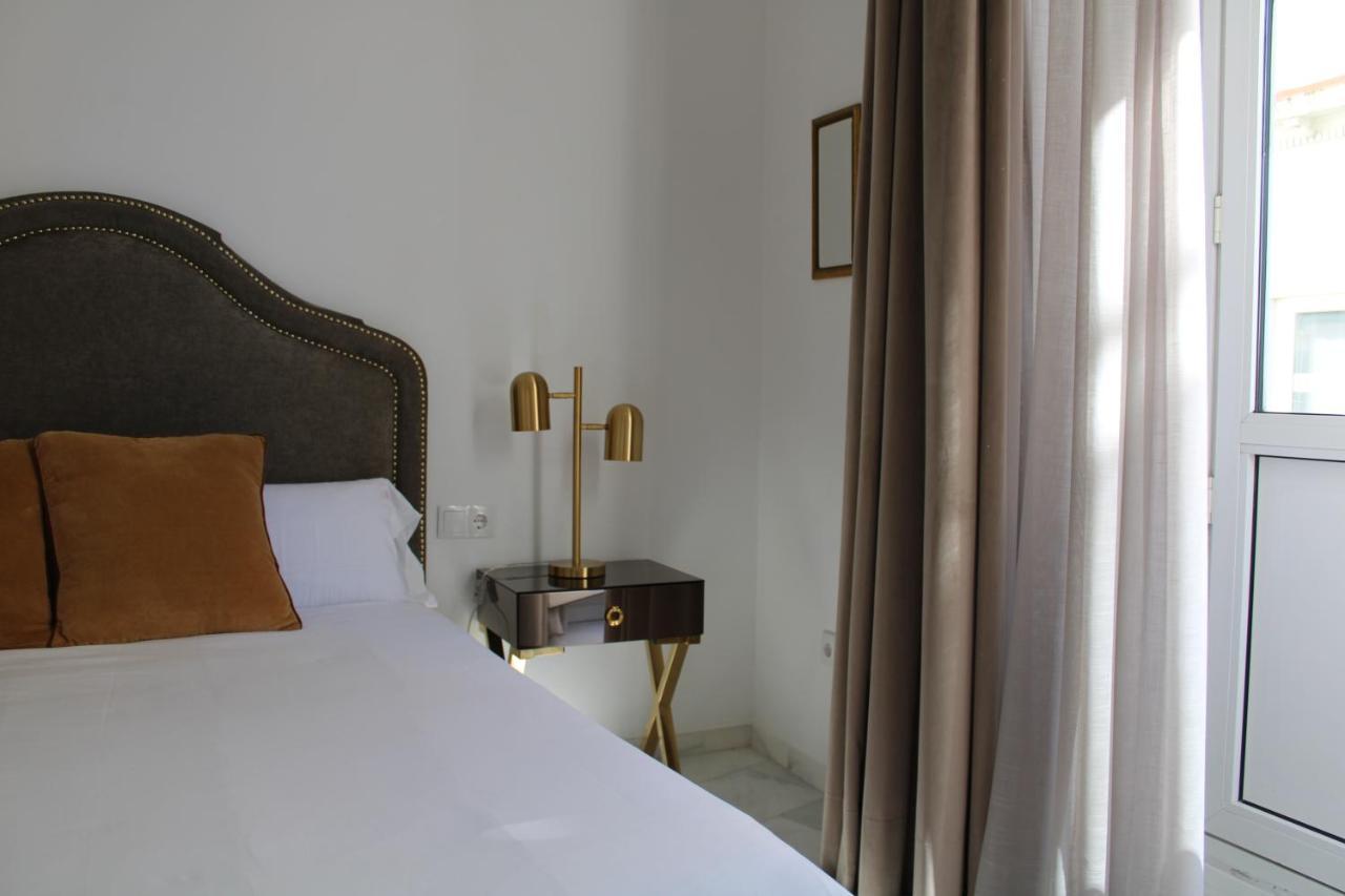 Hostal Roomsole Siviglia Esterno foto